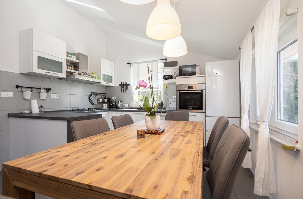 Guest House Gaj B4 In Hreljin With Gym And Barbecue Buitenkant foto